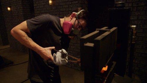 Forged in Fire Season 7 Episode 31 - Titanium Smackdown