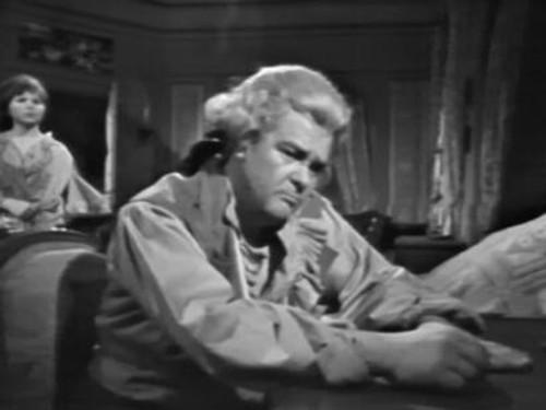 The camera explores time Season 8 Episode 1 - Episode 1