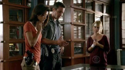 Hawaii Five-0 Season 1 Episode 13 - Ke Kinohi (The Beginning)