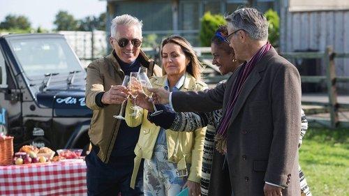 McDonald & Dodds Season 2 Episode 1 - The Man Who Wasn’t There