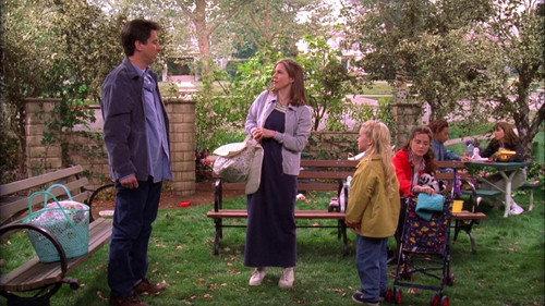 Everybody Loves Raymond Season 3 Episode 23 - Be Nice