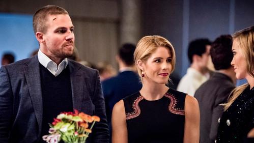 Arrow Season 7 Episode 8 - Unmasked