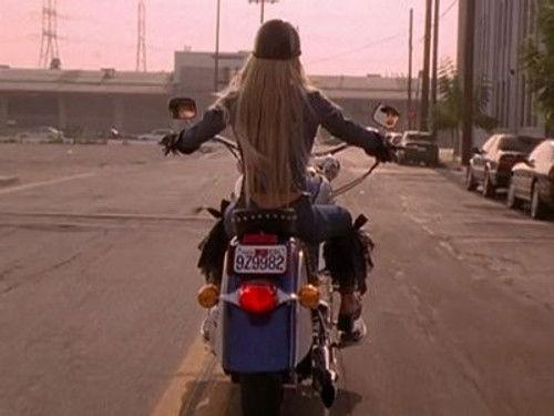 V.I.P. Season 3 Episode 8 - ExValibur