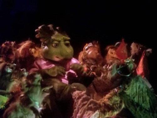 Dinosaurs Season 2 Episode 7 - When Food Goes Bad