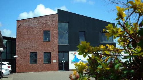 The Supervet: Noel Fitzpatrick Season 19 Episode 1 - Episode 1