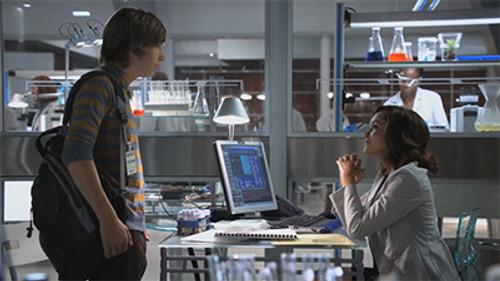 No Ordinary Family Season 1 Episode 5 - No Ordinary Quake