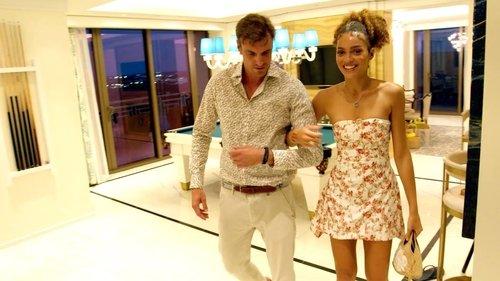 Southern Charm Season 10 Episode 11 - Text Message in a Bottle