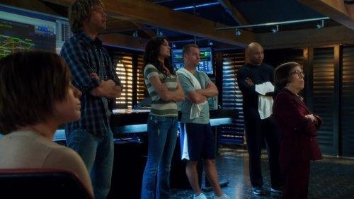 NCIS: Los Angeles Season 3 Episode 22 - Neighborhood Watch