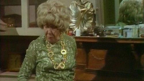 On the Buses Season 3 Episode 7 - Mum's Last Fling