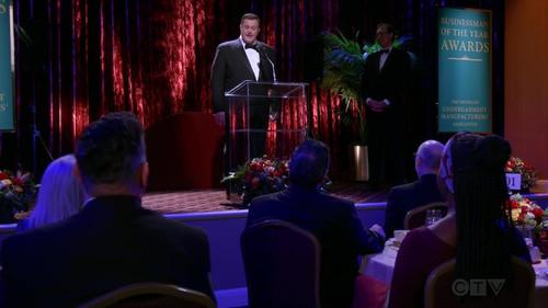 Bob Hearts Abishola Season 2 Episode 3 - Straight Outta Lagos