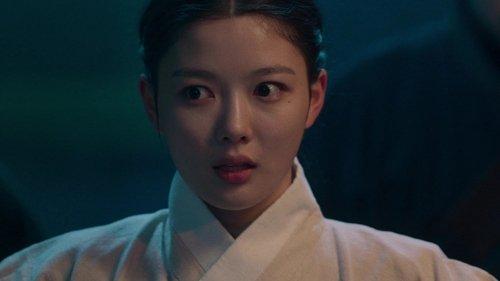 Lovers of the Red Sky Season 1 Episode 2 - 19 Years Later