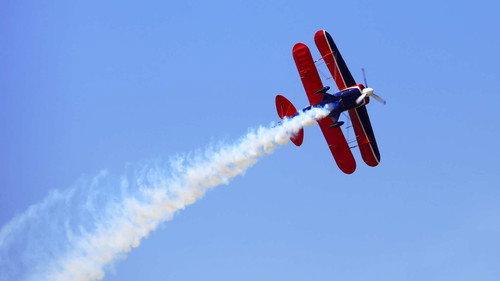 How Do They Do It? Season 10 Episode 1 - Opal, Stunt Planes, Nougat