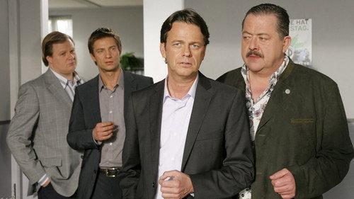 Die Rosenheim-Cops Season 9 Episode 1 - Eine Nacht mit Folgen