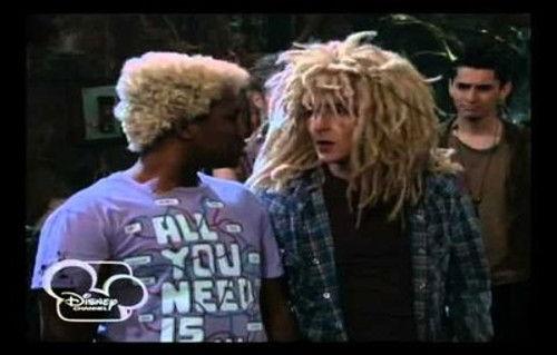 Pair of Kings Season 1 Episode 11 - No Kings Allowed