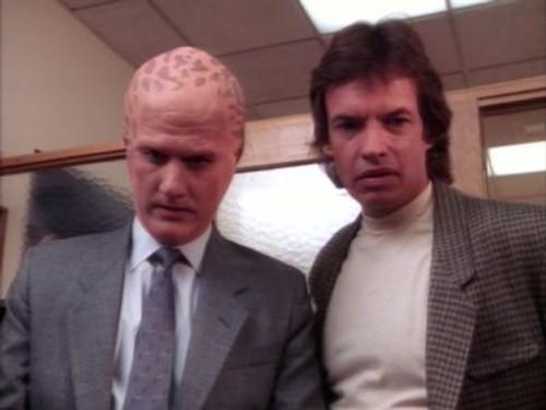 Alien Nation Season 1 Episode 9 - Three to Tango
