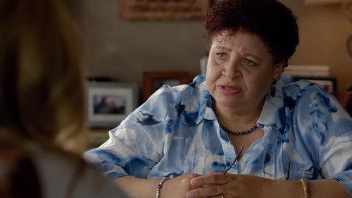 In Plain Sight Season 4 Episode 12 - A Womb with a View