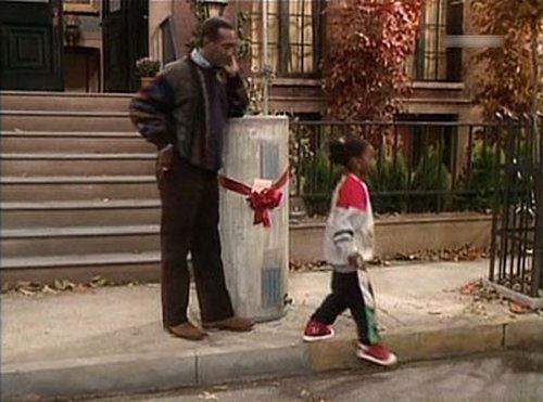 The Cosby Show Season 4 Episode 3 - It's Not Easy Being Green