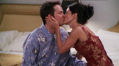 Friends Season 7 Episode 16 - The One with the Truth About London