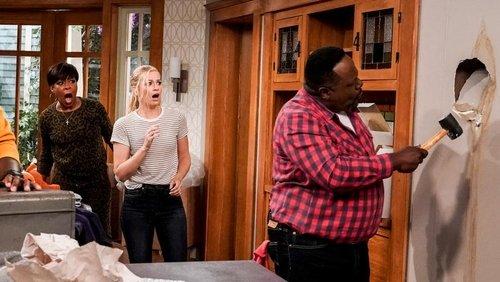 The Neighborhood Season 1 Episode 2 - Welcome to the Repipe