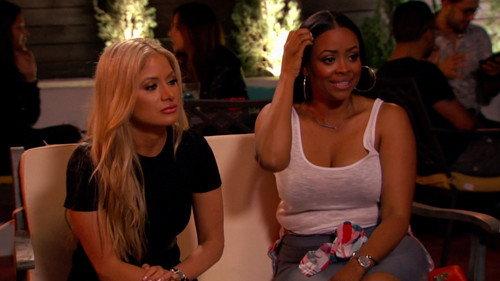 Married to Medicine Houston Season 1 Episode 5 - War at the Roses