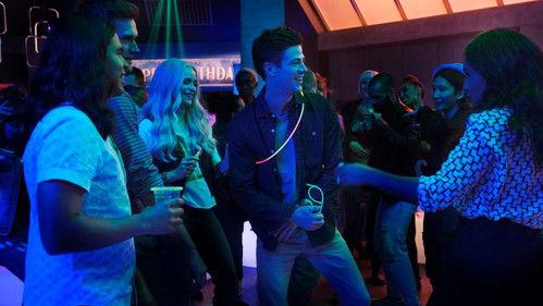 undefined Season 6 Episode 3 - Dead Man Running