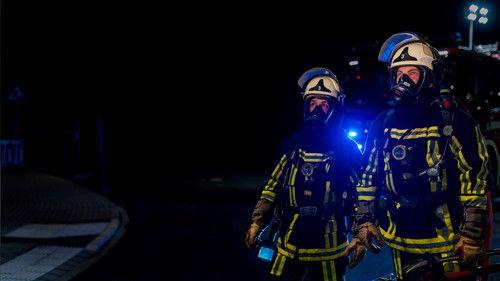 Feuer & Flamme Season 7 Episode 5 - Green fog leads to large-scale operations