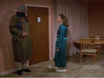 Coach Season 6 Episode 21 - Something Old, Something New