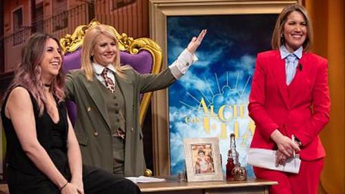 Al cielo con ella Season 1 Episode 15 - Al cielo con… Silvia Intxaurrondo y Carolina Iglesias