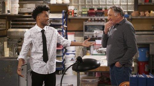 Superior Donuts Season 1 Episode 10 - Painted Love