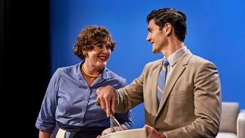 Julia Season 1 Episode 5 - Crêpes Suzette