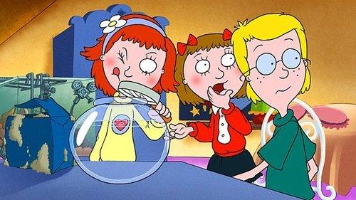 Mona the Vampire Season 1 Episode 8 - The Vampire Hunter / The Sounds of Sirens