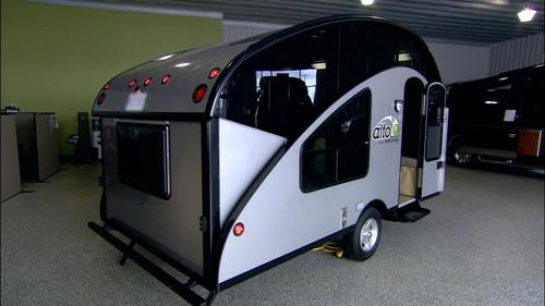 How It's Made Season 20 Episode 6 - Tissues, Travel Trailers, Slippers, Motorcycle Helmets