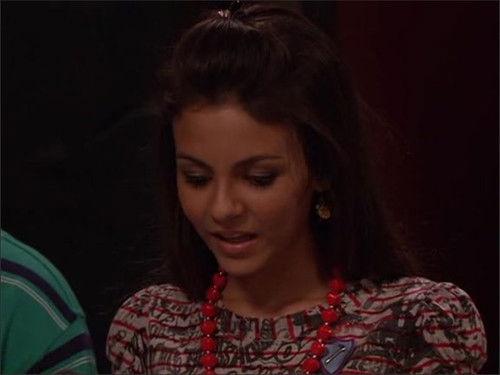 Zoey 101 Season 3 Episode 7 - Michael Loves Lisa