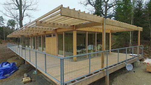 Husdrömmar Season 3 Episode 3 - An Architecure Glass Dream on Poles