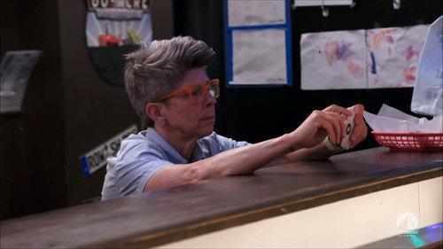 Bar Rescue Season 10 Episode 8 - Crust Issues