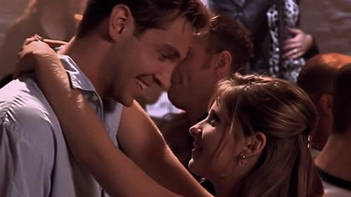Buffy the Vampire Slayer Season 1 Episode 5 - Never Kill a Boy on the First Date