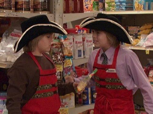 The Suite Life of Zack & Cody Season 3 Episode 5 - Who's the Boss?