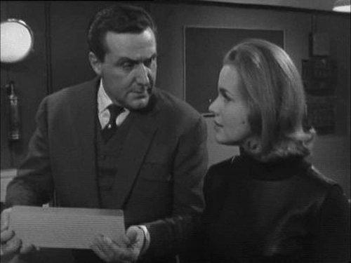 The Avengers Season 3 Episode 7 - The Gilded Cage