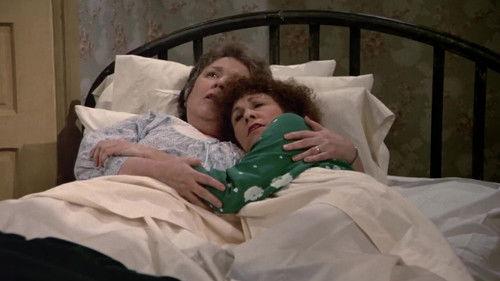 Cheers Season 9 Episode 12 - Honor Thy Mother