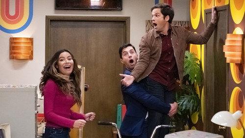 iCarly Season 2 Episode 6 - iBuild a Team