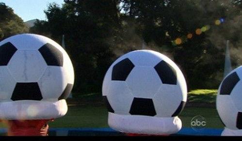 Wipeout Season 3 Episode 4 - World Cup