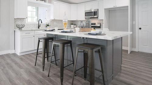 Flipping 101 With Tarek El Moussa Season 1 Episode 2 - Fighting All the Way to the Bank