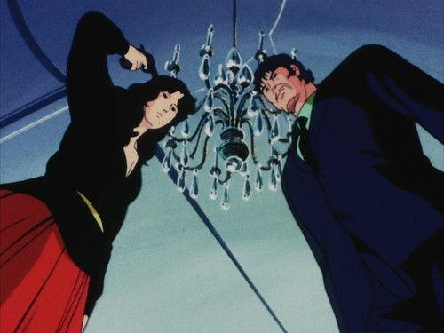 Cat's Eye Season 1 Episode 12 - Gorgeous European Temptation