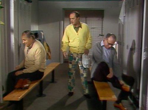 Newhart Season 1 Episode 22 - I Enjoy Being a Guy