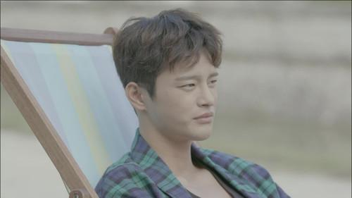 Shopaholic Louis Season 1 Episode 1 - Pick Me