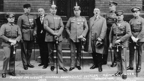 Alain Decaux raconte Season 13 Episode 7 - Episode 7