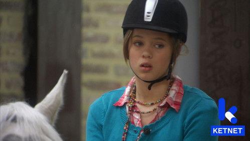 Amika Season 2 Episode 15 - De robopony