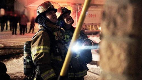 911 Season 2 Episode 21 - Episode 21