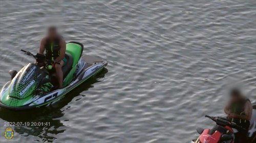 Fångat på polisens kamera Season 1 Episode 23 - Chasing jet skis