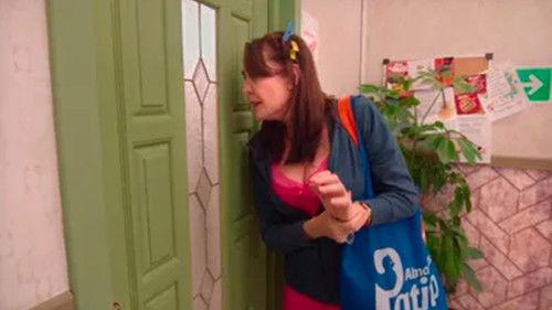 Una familia de diez Season 8 Episode 5 - Depa confiscado